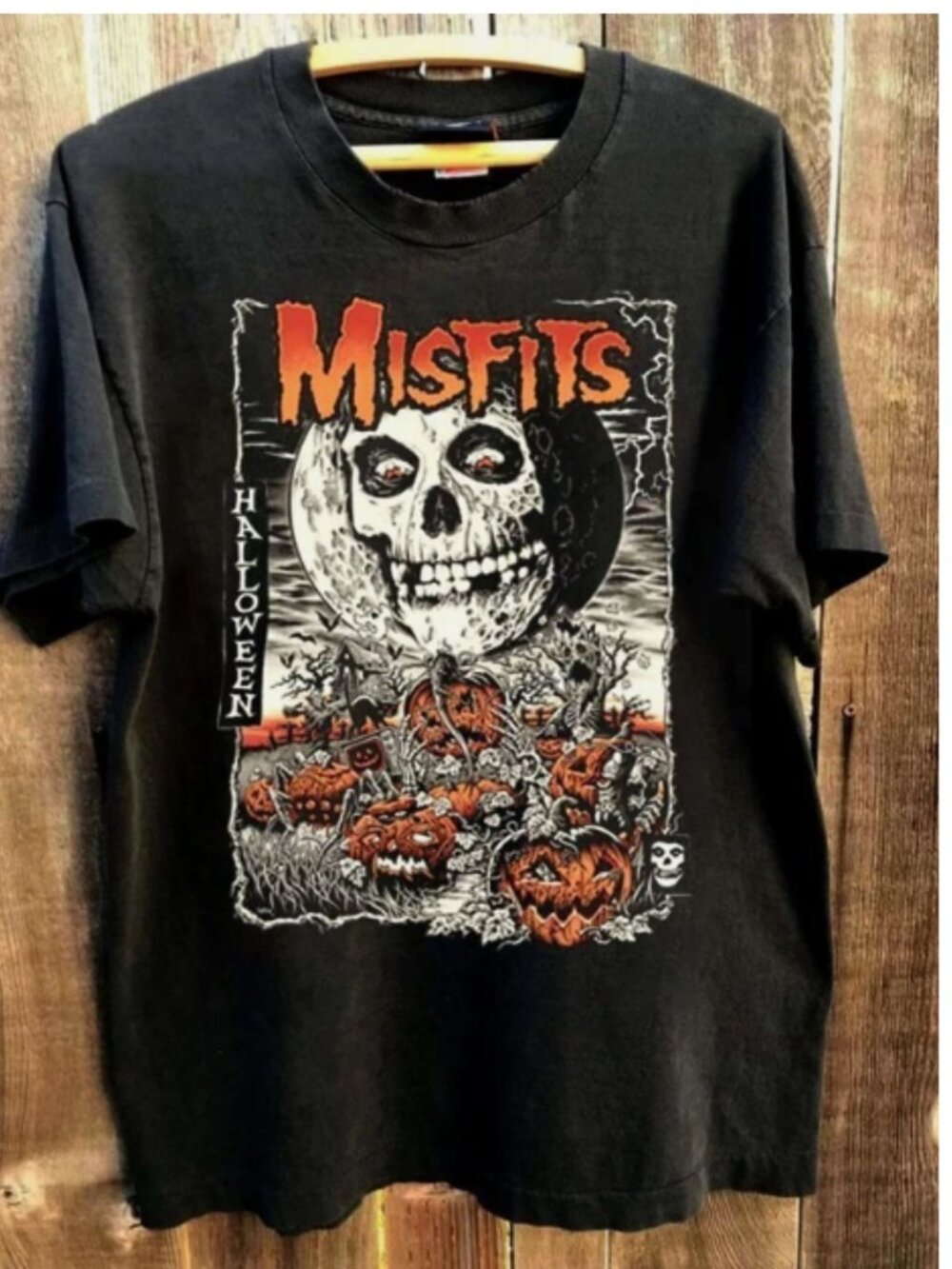 Misfits Halloween Vintage Horror Punk Rock Graphic Tee Retro Band Shirt